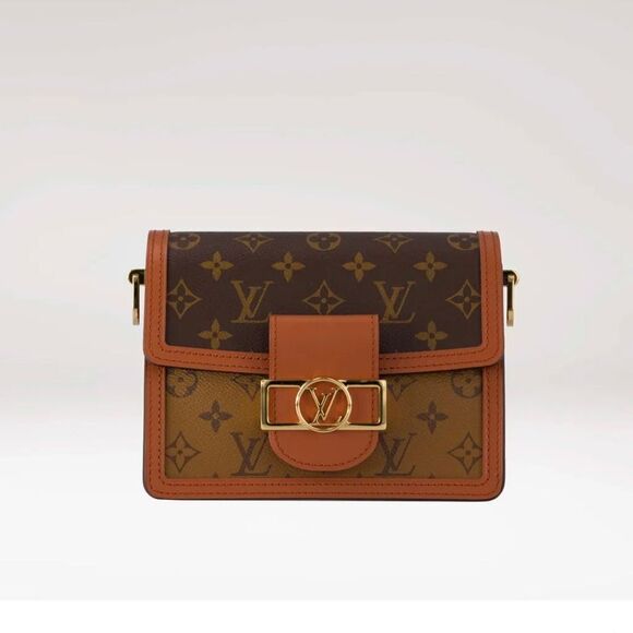 🌟NEW🌟Louis Vuitton Dauphine Mini Monogram Shoulder Bag - Picture 6 of 14